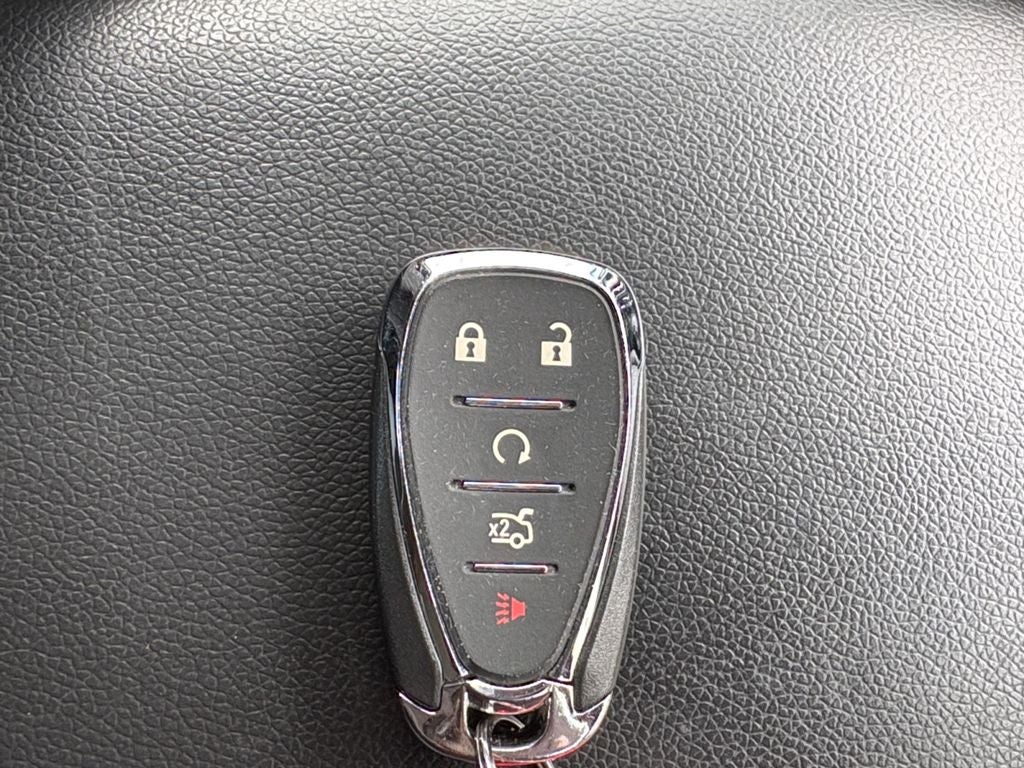 2023 Chevrolet Malibu LS