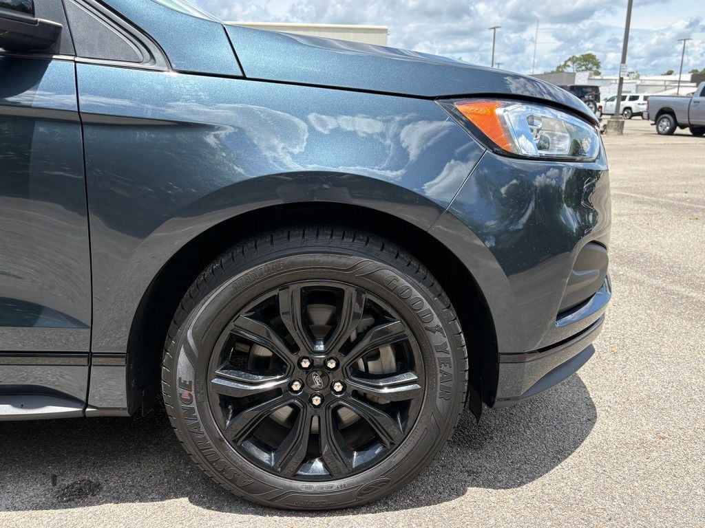 2022 Ford Edge SE
