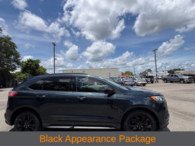2022 Ford Edge SE