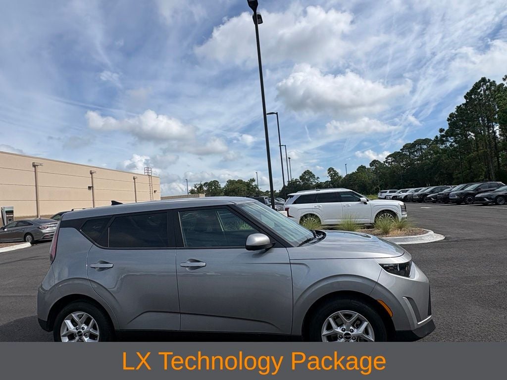 2024 Kia Soul LX