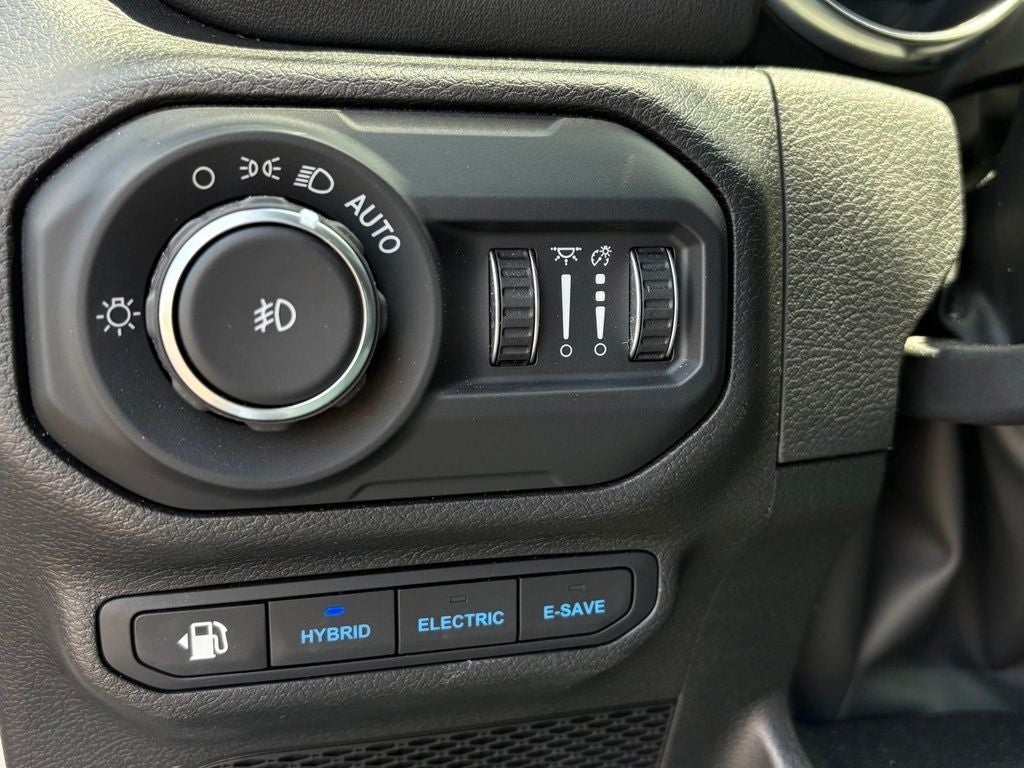 2022 Jeep Wrangler 4xe Unlimited Sahara 4x4