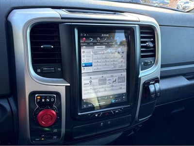 2019 RAM 1500 Classic SLT Crew Cab 4x4 6'4' Box