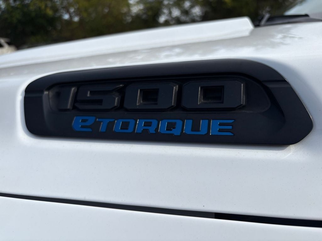 2022 RAM 1500 Big Horn Crew Cab 4x2 5'7' Box