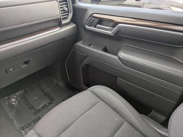 2023 Chevrolet Silverado 1500 4WD Crew Cab Standard Bed LT