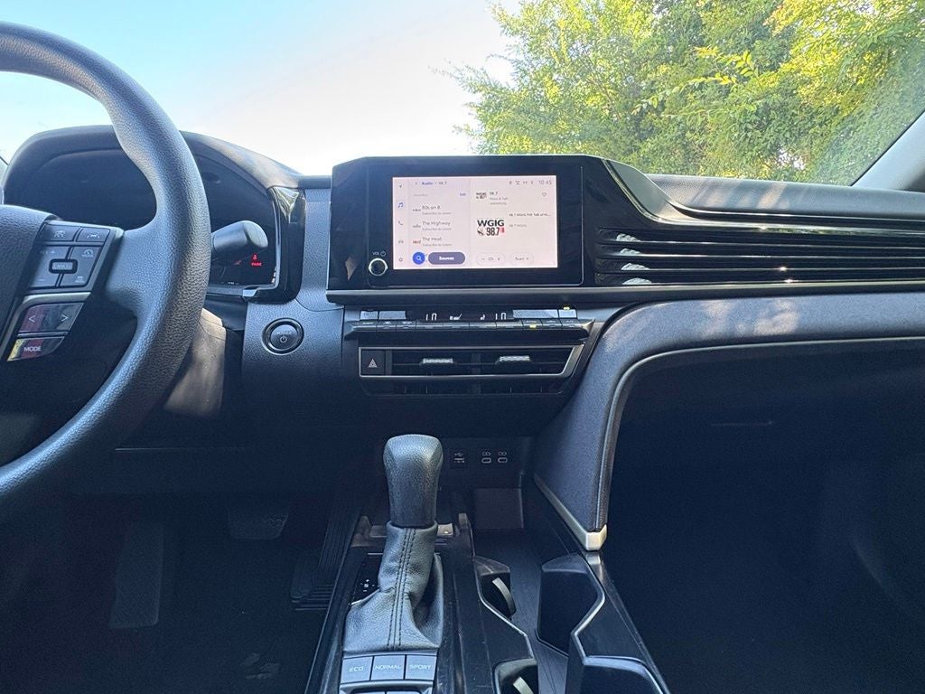 2025 Toyota Camry Base