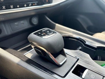 2025 Nissan Rogue SV FWD