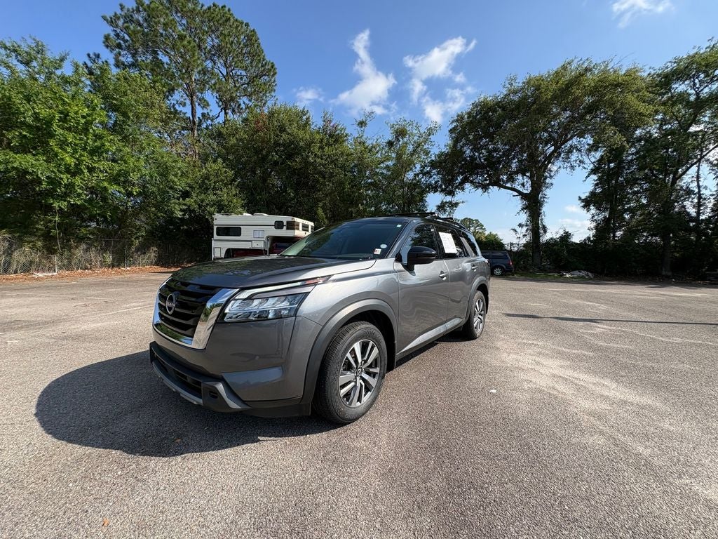 2024 Nissan Pathfinder SL 4WD