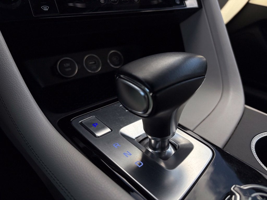 2024 Genesis G70 2.5T RWD