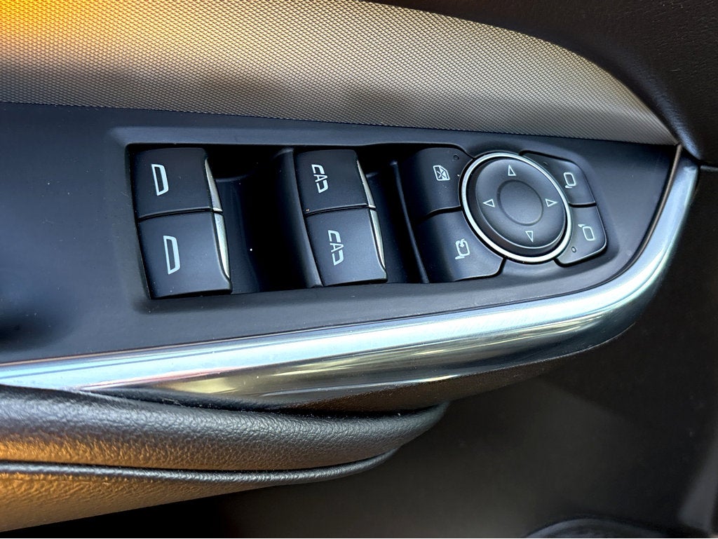 2023 Cadillac XT4 FWD Premium Luxury