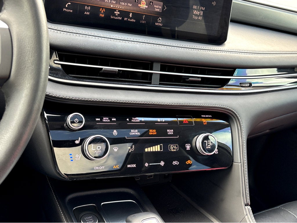 2023 INFINITI QX60 LUXE