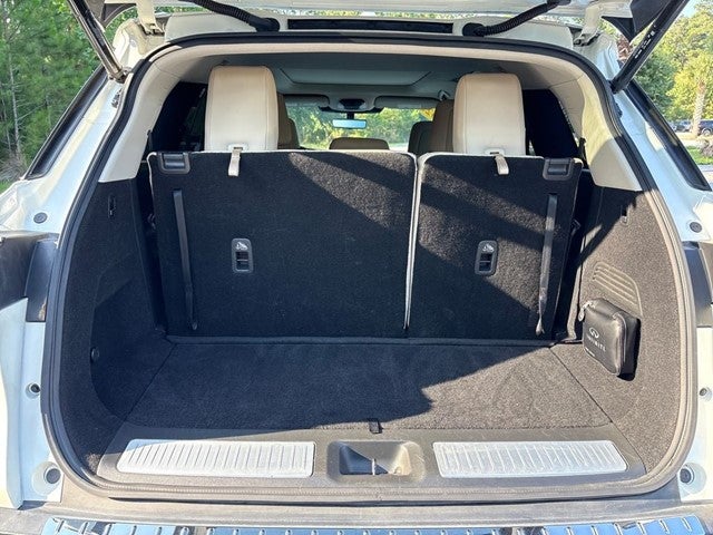 2023 INFINITI QX60 LUXE AWD