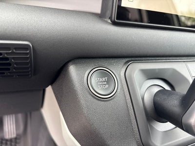 2024 Land Rover Defender 110 SE