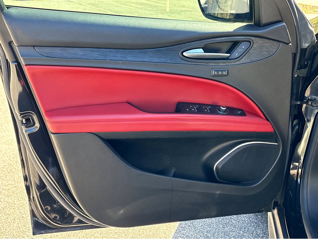 2020 Alfa Romeo Stelvio Base