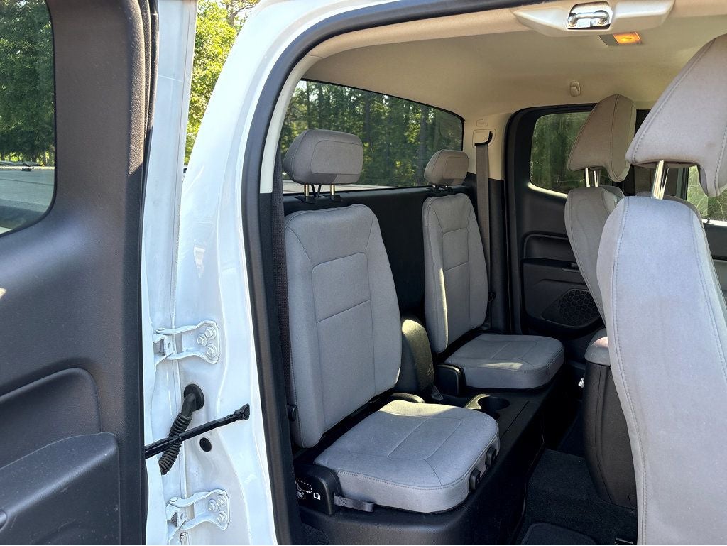 2017 GMC Canyon Base