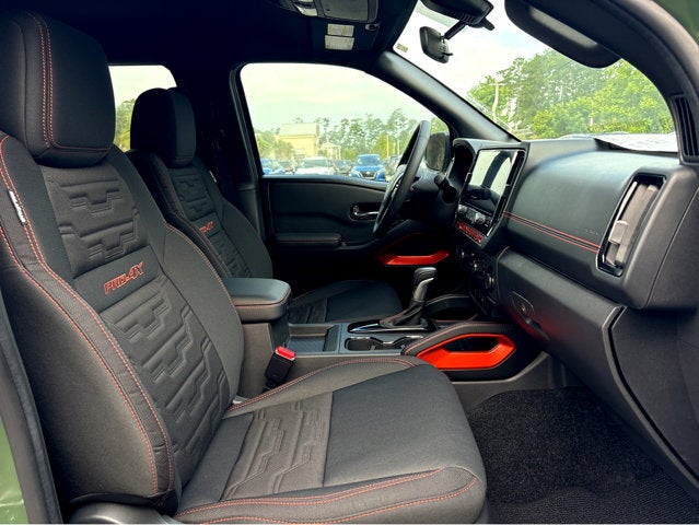 2025 Nissan Frontier Crew Cab PRO-4X®