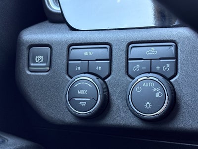 2025 Chevrolet Silverado 1500 LT LT1