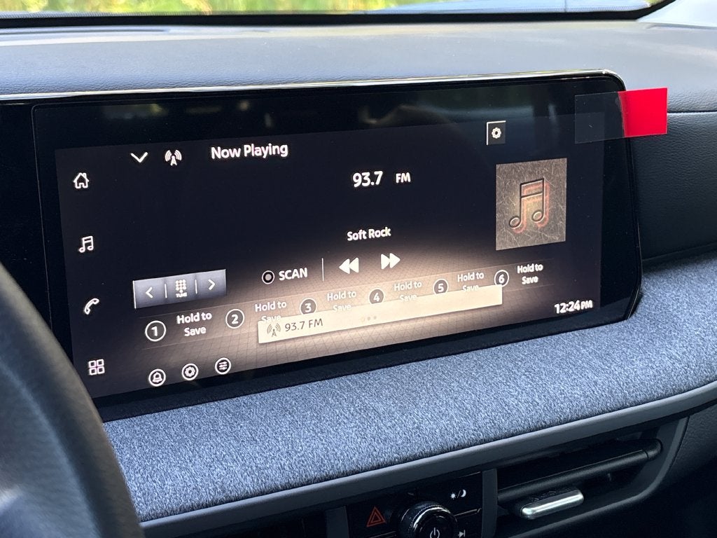 2027 Nissan Kicks S