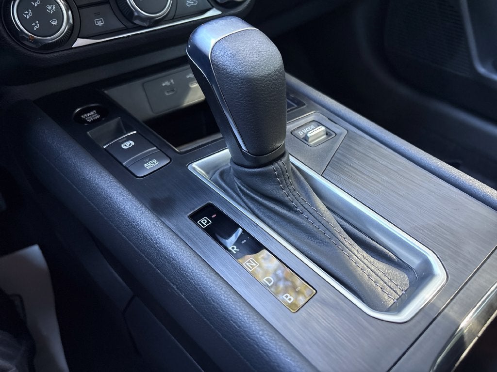 2027 Nissan Kicks S