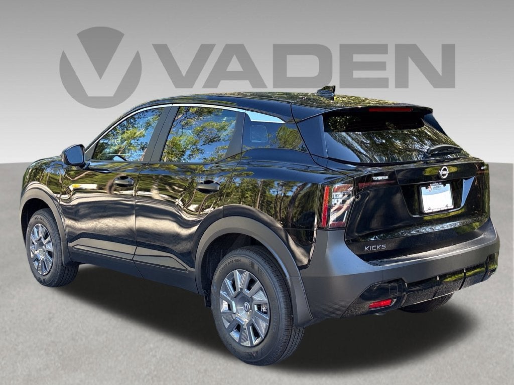 2027 Nissan Kicks S