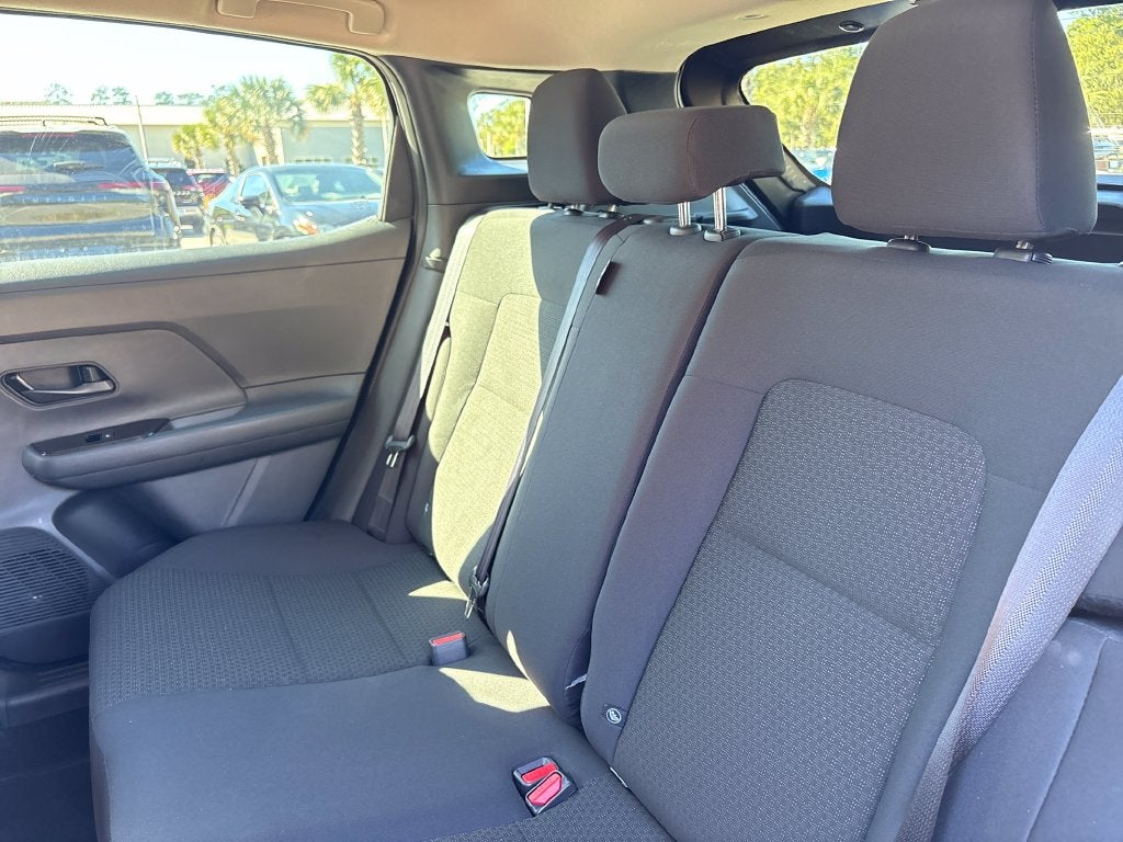 2027 Nissan Kicks S