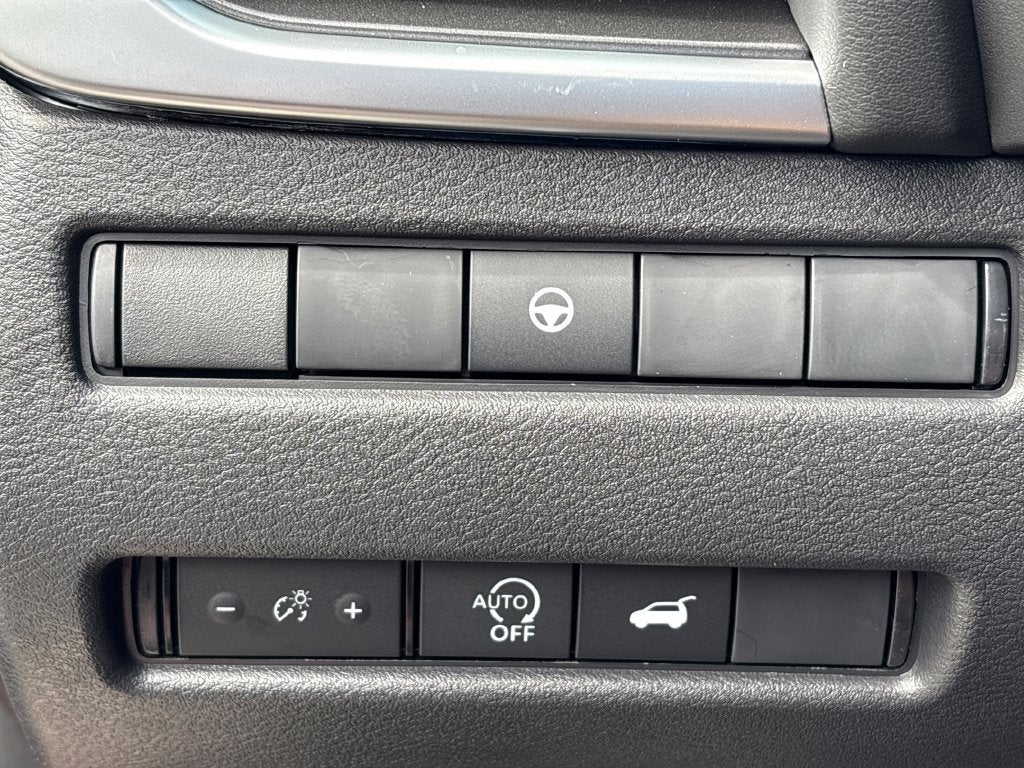 2026 Nissan Rogue Dark Armor™
