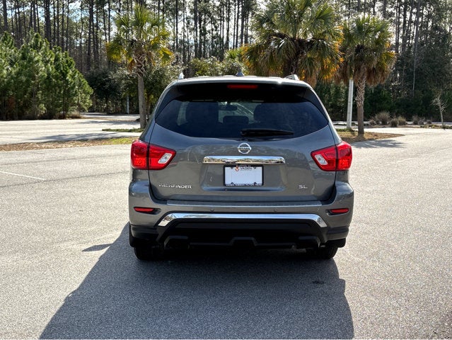 2020 Nissan Pathfinder SL