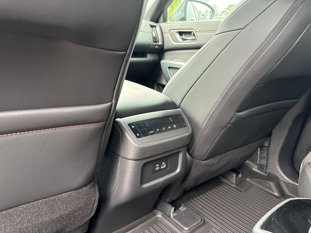 2025 Nissan Pathfinder Rock Creek - Photo 27