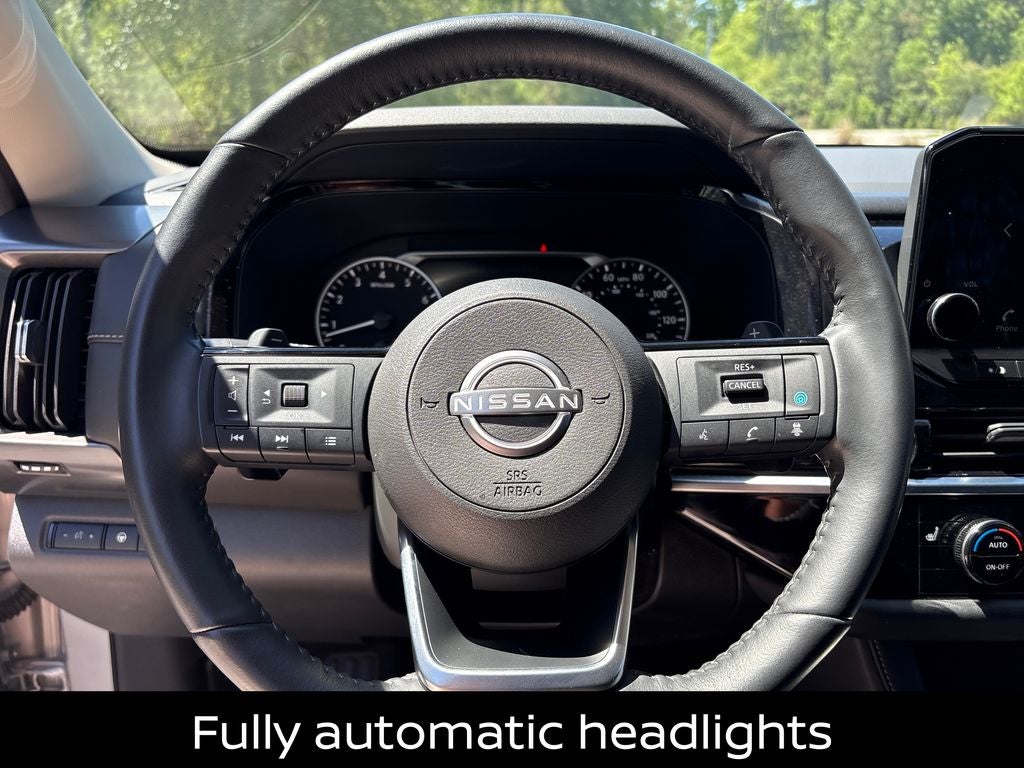 2023 Nissan Pathfinder SL - Photo 13