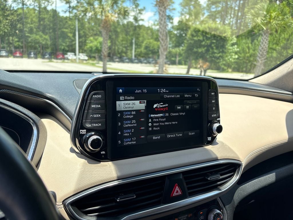 2020 Hyundai Santa Fe Limited - Photo 15