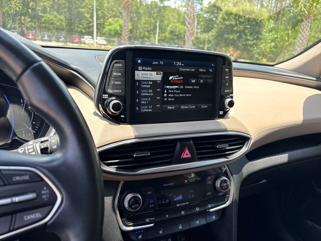 2020 Hyundai Santa Fe Limited - Photo 17