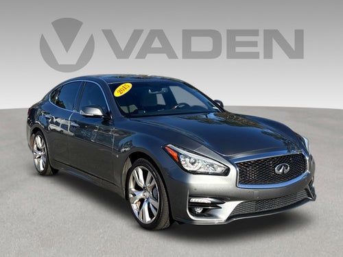 2015 INFINITI Q70 3.7