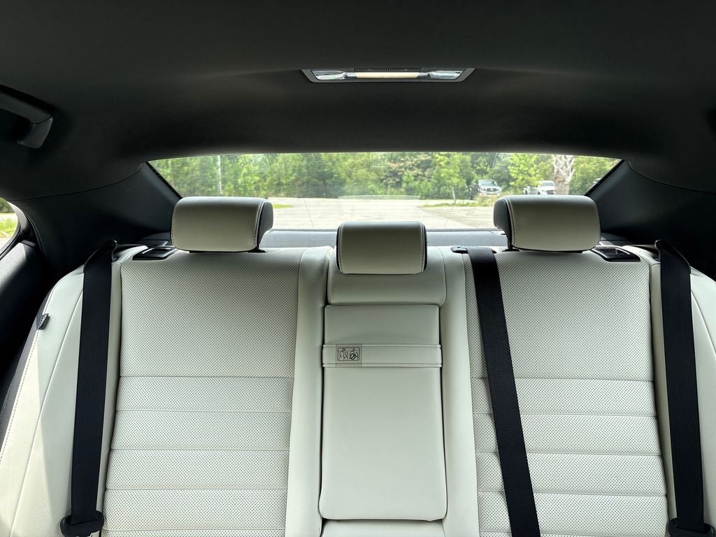 2022 Lexus IS 350 F SPORT - Photo 23