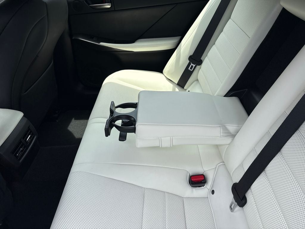 2022 Lexus IS 350 F SPORT - Photo 27