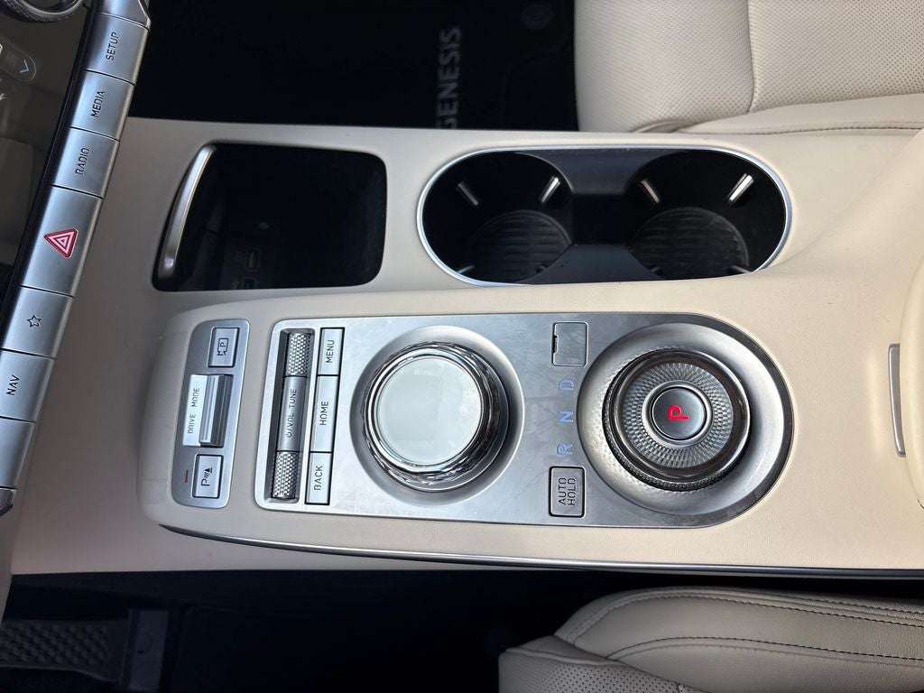 2023 GENESIS GV70 Standard - Photo 24