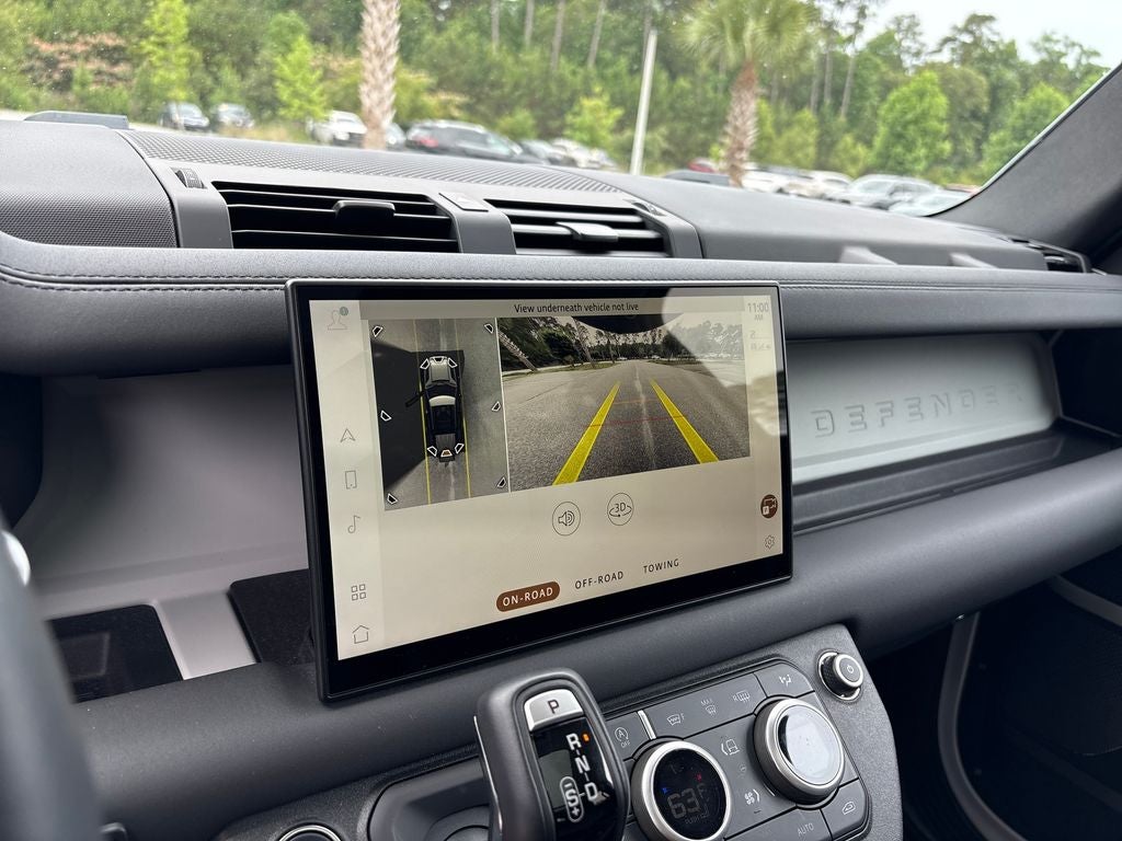 2024 Land Rover Defender SE - Photo 18