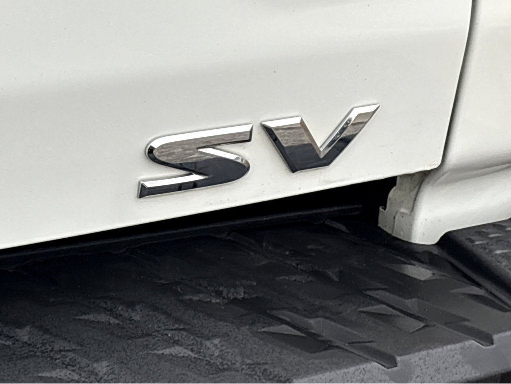 2023 Nissan Titan SV