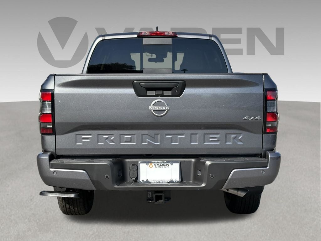 2027 Nissan Frontier SV