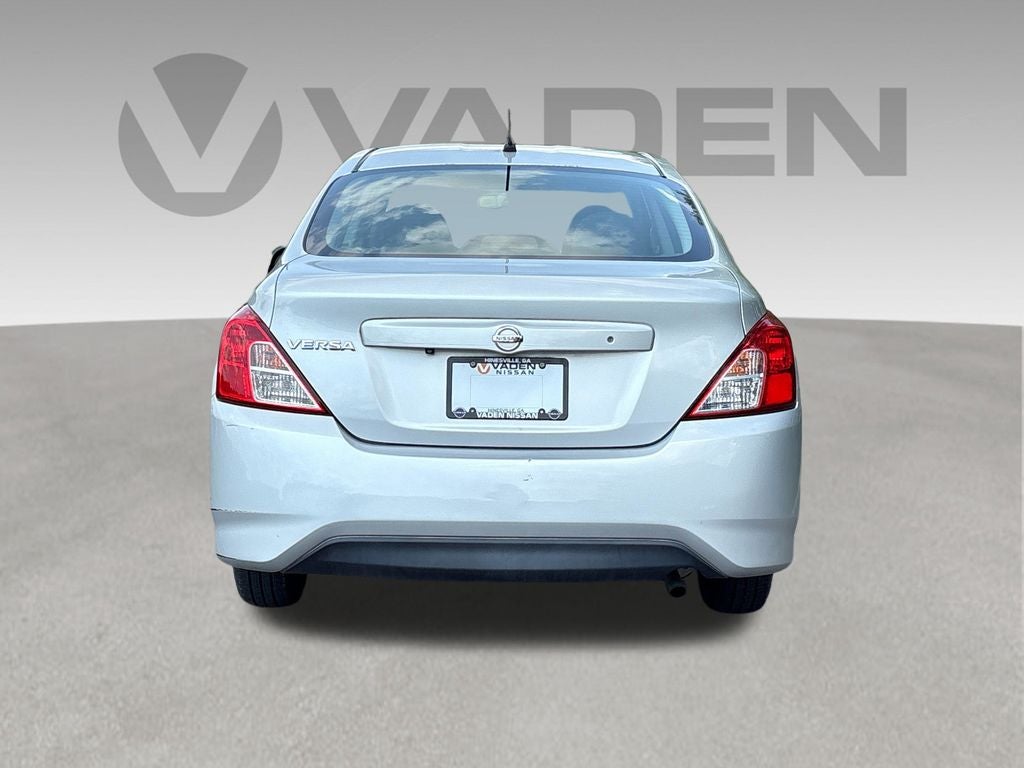 2019 Nissan Versa 1.6 S