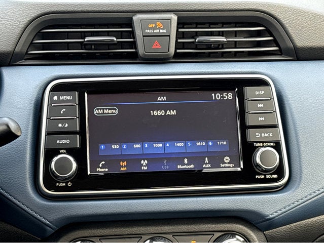 2025 Nissan Versa SV