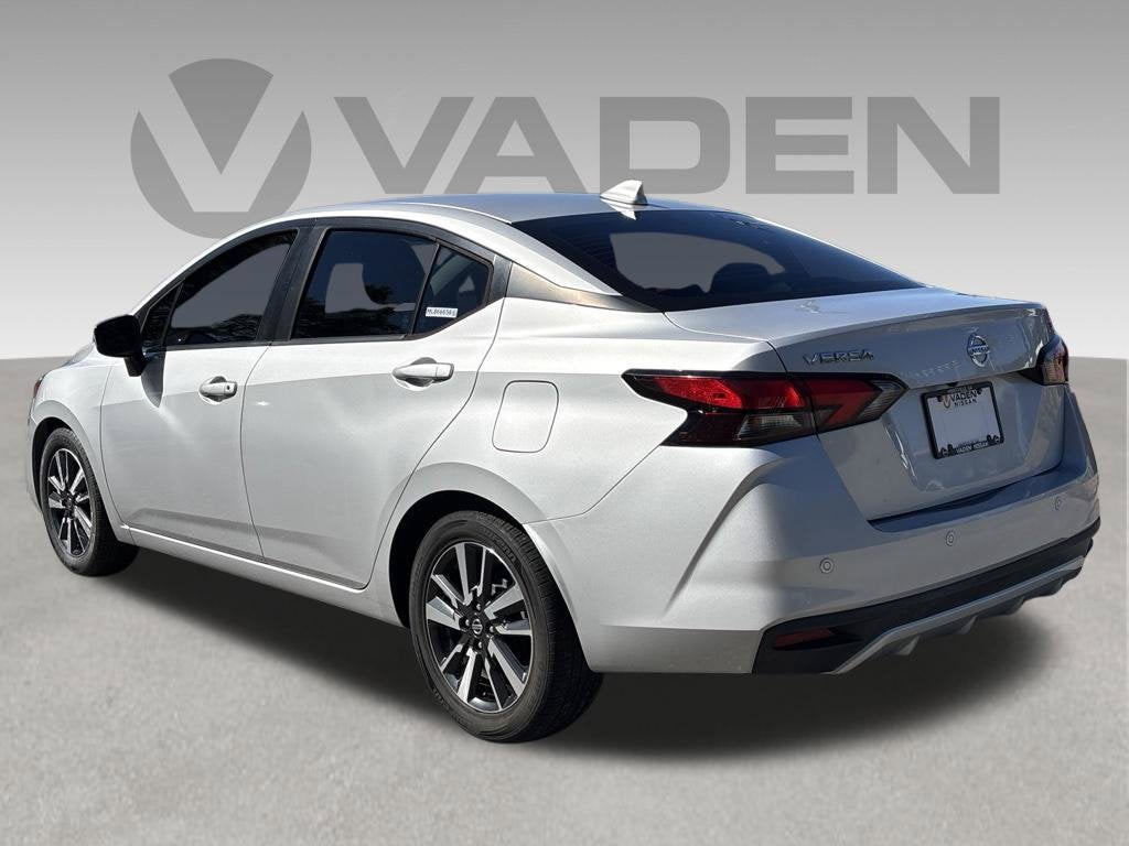 2021 Nissan Versa 1.6 SV