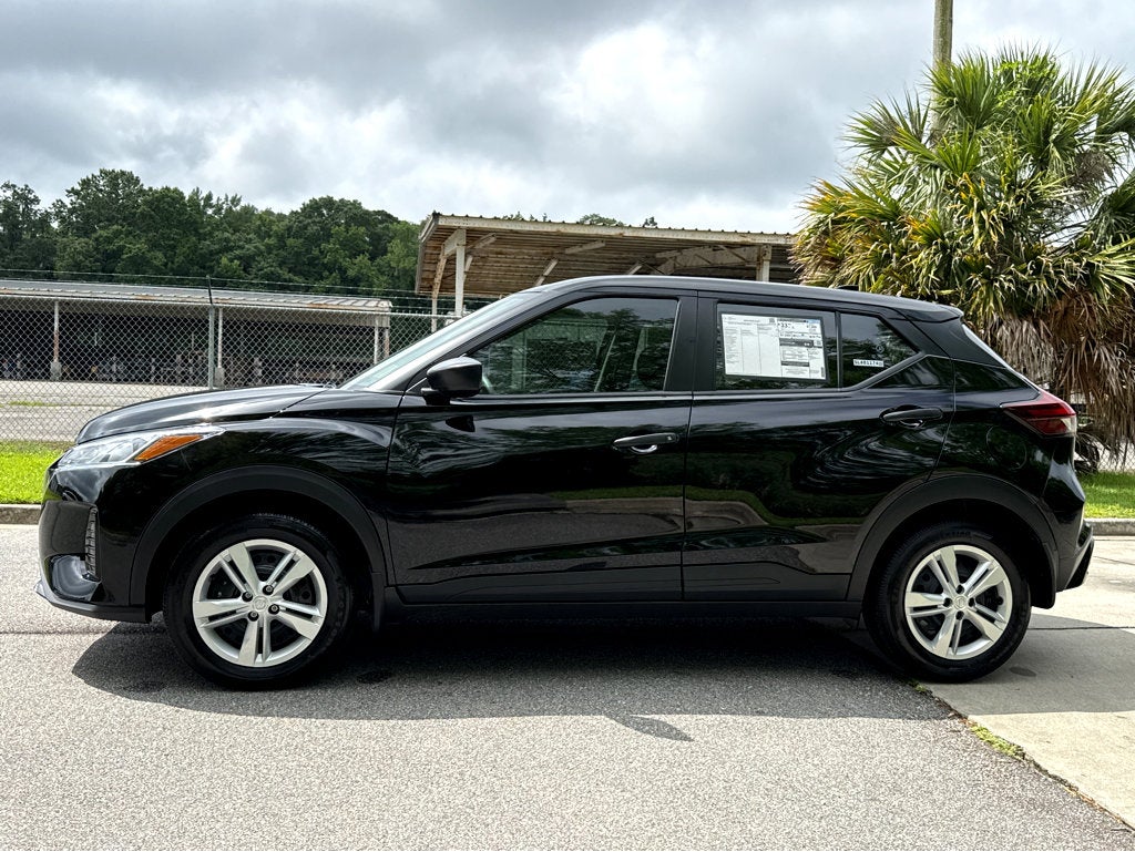 2025 Nissan Kicks Play S