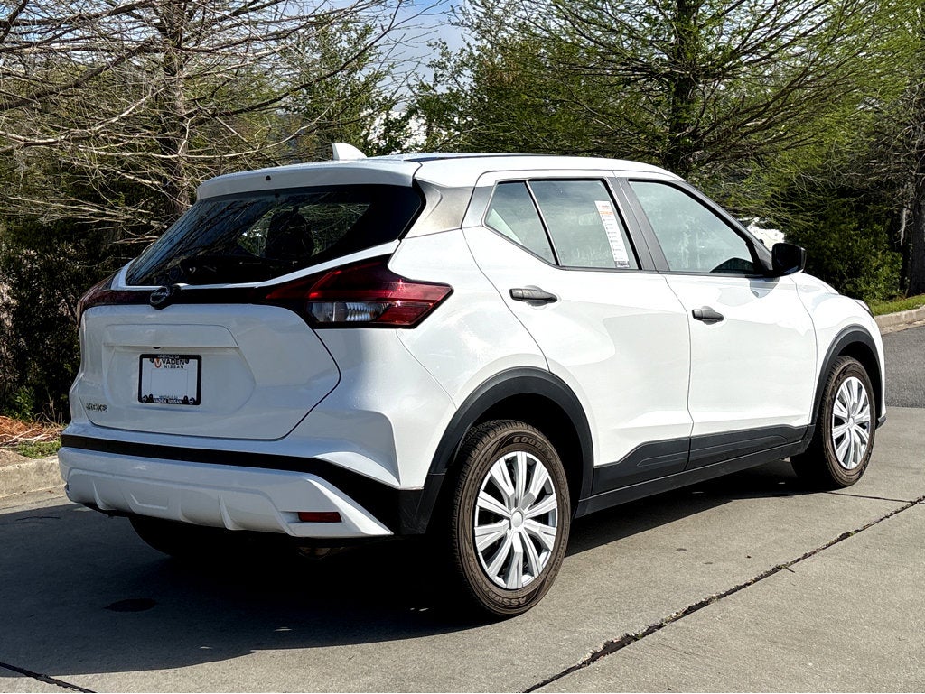 2023 Nissan Kicks S