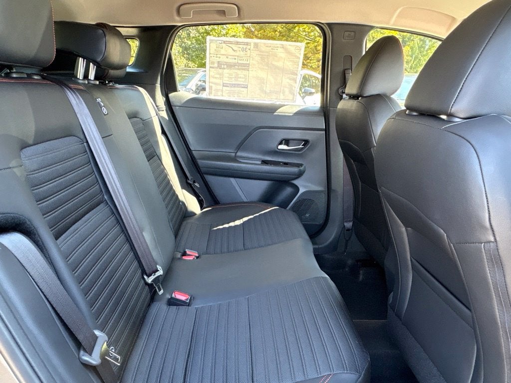 2027 Nissan Kicks SV