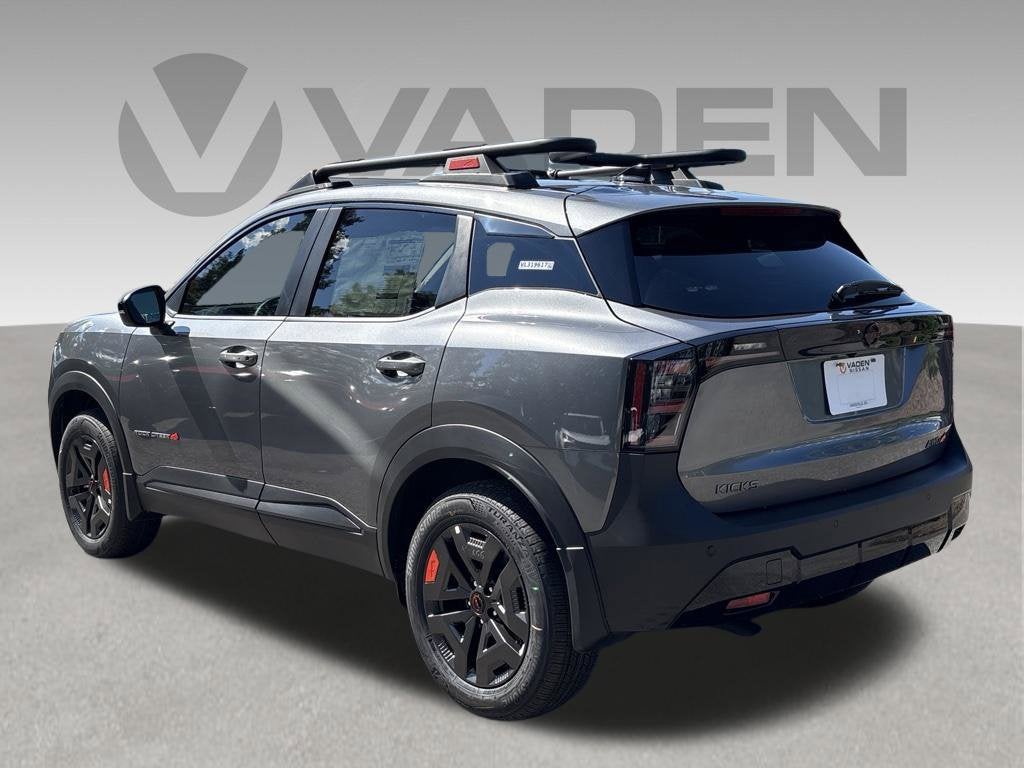 2027 Nissan Kicks SV