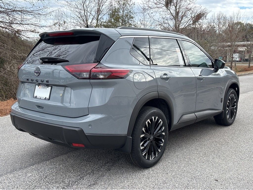 2026 Nissan Rogue Dark Armor