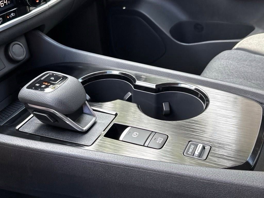 2027 Nissan Rogue SV