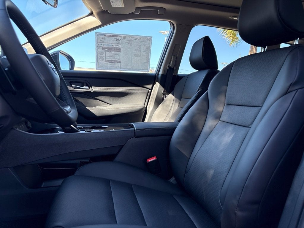 2027 Nissan Rogue Dark Armor