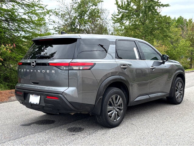 2024 Nissan Pathfinder S