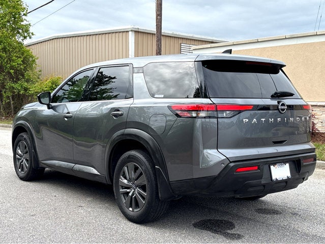2024 Nissan Pathfinder S
