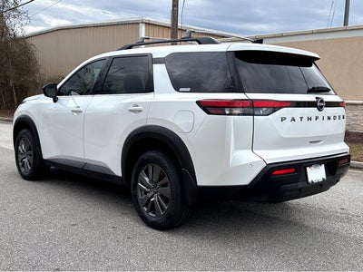 2026 Nissan Pathfinder SV